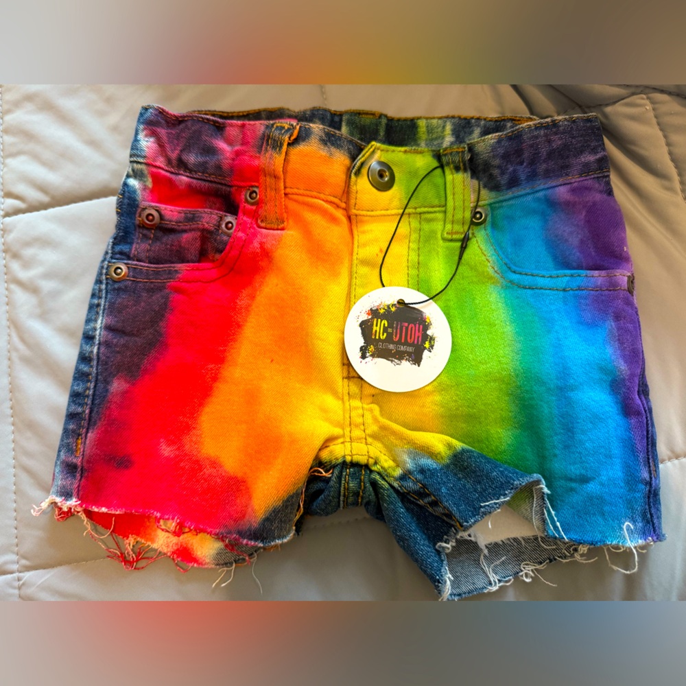HC Ut-Oh Custom rainbow distressed shorts